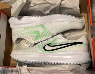 Nike Run Defy