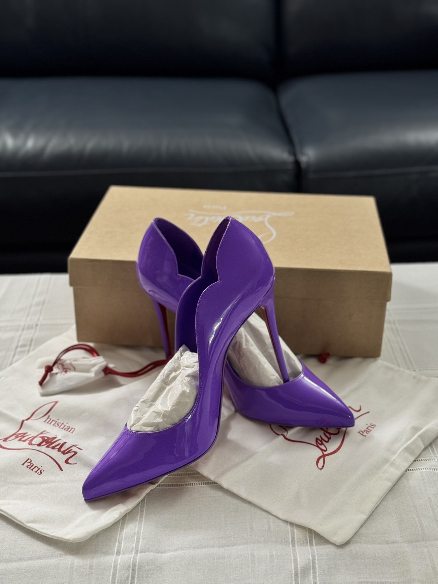 NEW Christian Louboutin Hot Chick Purple
