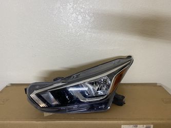 20-21 Nissan Versa Lh Headlight