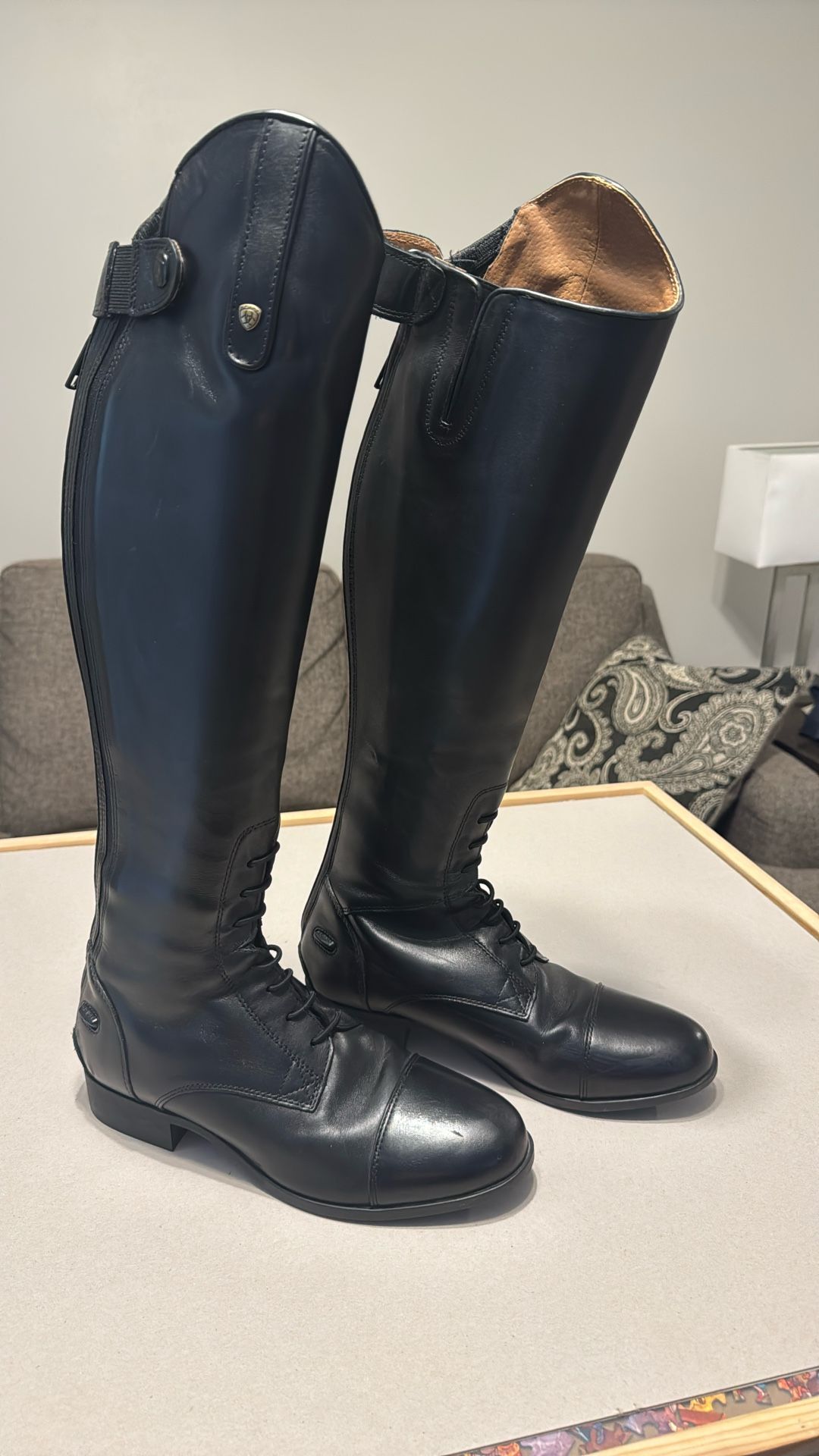 Ariat Riding Boots Brand New Size 8