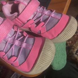 Osh Kosh B Gosh Little Girls Sneakers. Size 11C