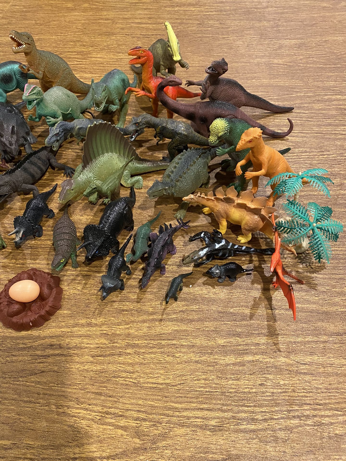 Toy Lot Dinosaurs