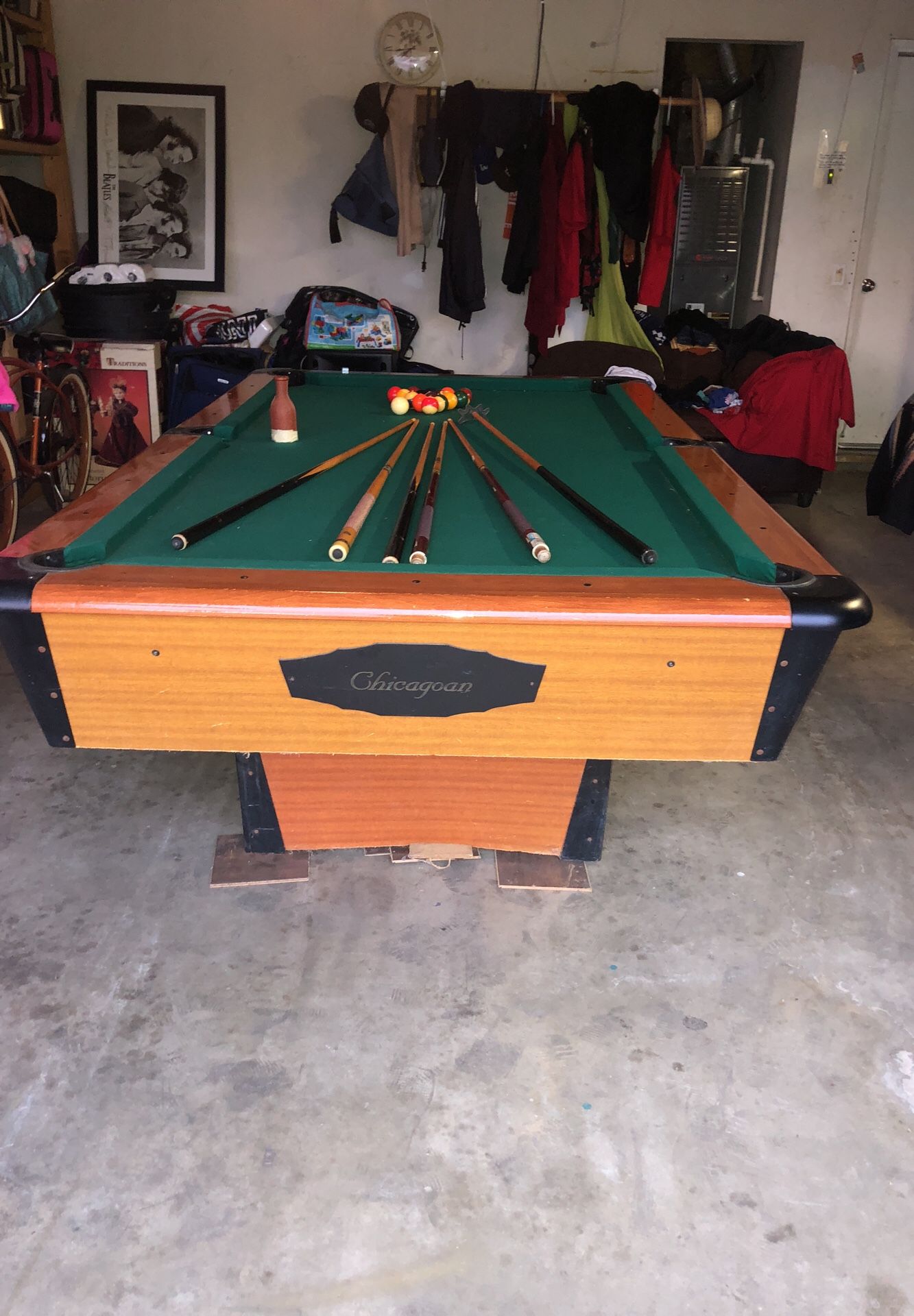Authentic Chicagoan Wood Pool Table for Sale in Perris, CA OfferUp