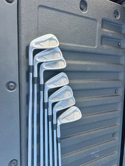 Lefty irons P7cb