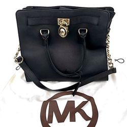 Like New Michael Kors Hamilton Bag 
