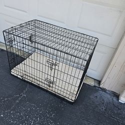 36" animal crate 2 door  large Size fold 36"L x 23" w x 25"
