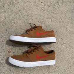 Nike Janoski Shoes Size 9