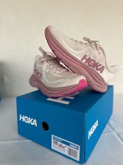 HOKA Clifton 10 Running Shoes – Size 8 Women’s