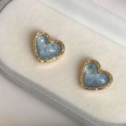 Mini Cat-Eye Heart Studs