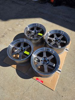 Rays/Volk TE37VSL 2021Limited 17x9.5 +15 - 5x114.3