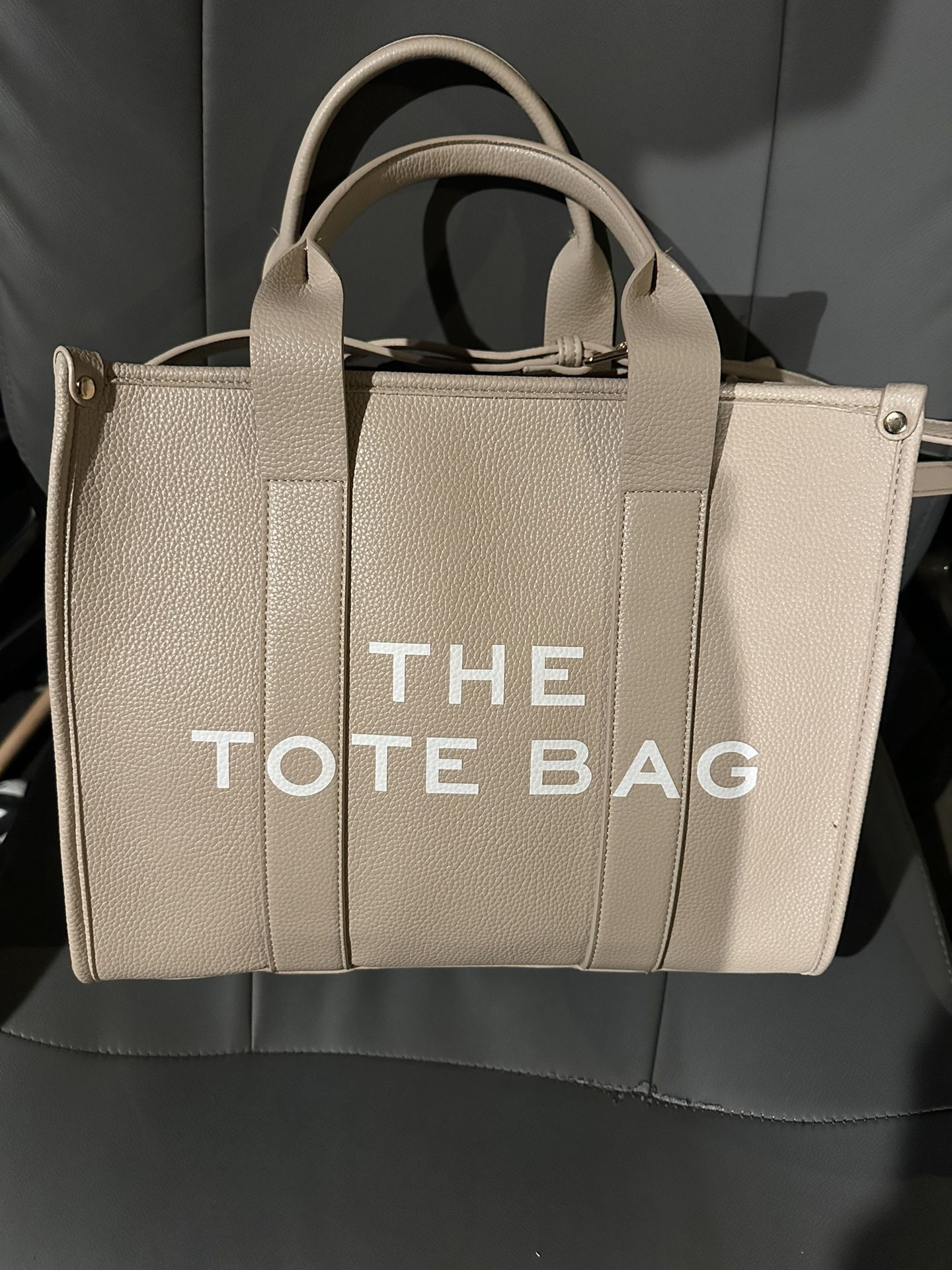 Nude tote Bag Barely Used ( Dupe )