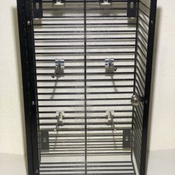 Display Cabinet / Locking W/Key