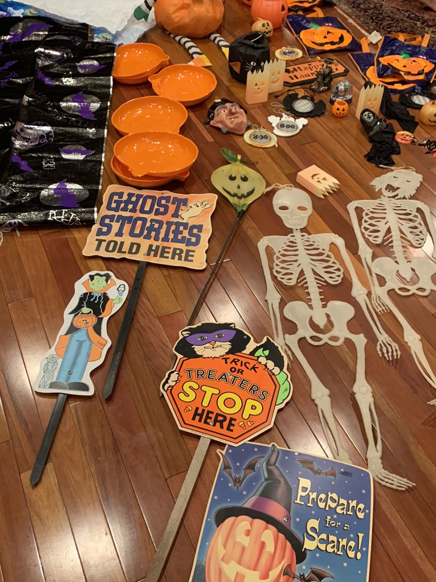 50 Pieces Halloween Decoration