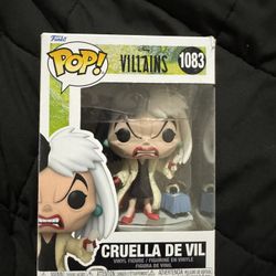 Funko Pop! Disney Villains Cruella de Vil #1083 Vinyl Figure