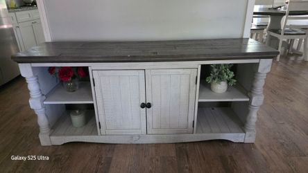 Farmhouse TV Stand / Media Console