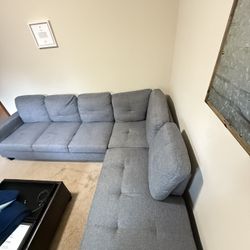L-shaped sectional sofa 