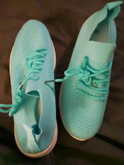 New light seafoam slip on sneakers size 40 I wore a size 9