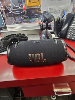 10035 JBL XTREME 3 PORTABLE BLUETOOTH IPX 67 WATERPROOF SPEAKER 39810