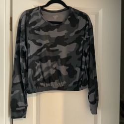 Old Navy Active Go-Dry Shirt XXL