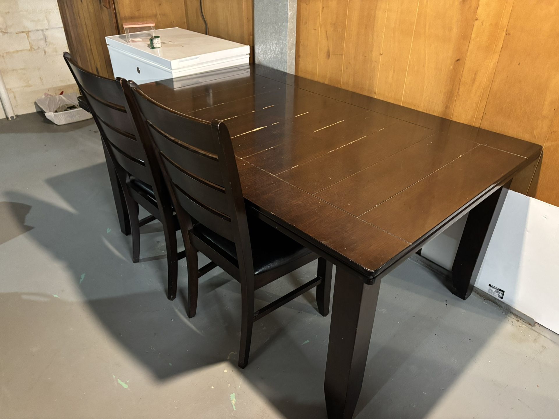 Table With 2 Chairs