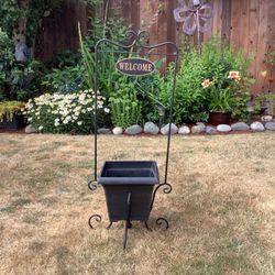 36” Tall Plant Flower Pot Stand With Welcome Sign + Flower Pot Good Used Condition 