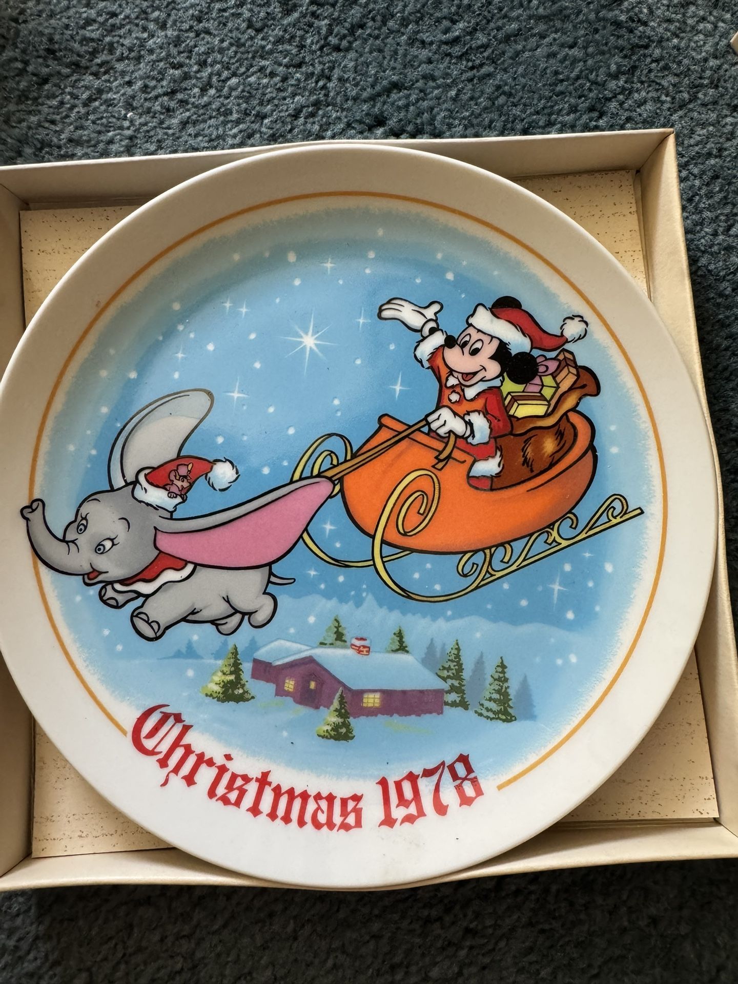 Disney Dumbo Christmas Plate