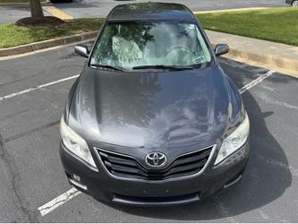 2010 TOYOTA CAMRY LE 216,000 miles