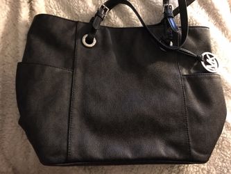 Authentic Michael Kors Jet Set Tote Black GUC