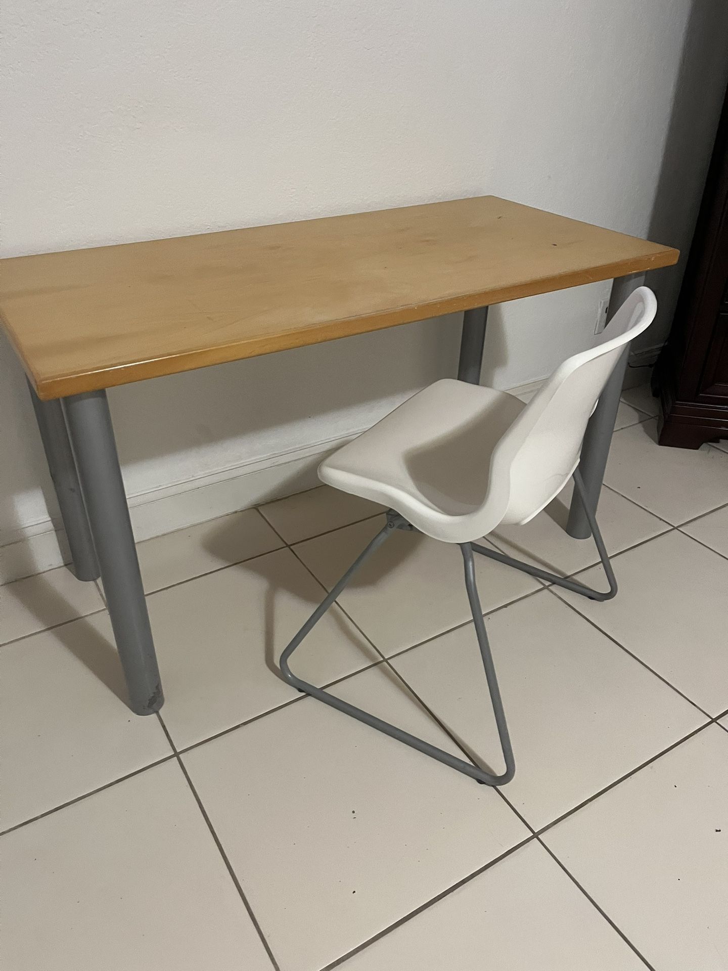 Desk With IKEA Chair Very Good Condition