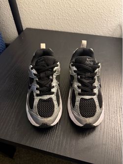 Little Kids Nike V5