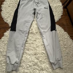 Puma Men's BMW M Motorsport Sweatpants in medium gray with black contrast panels