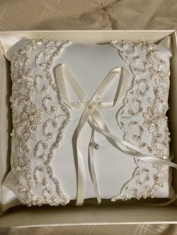 Wedding ring holder
