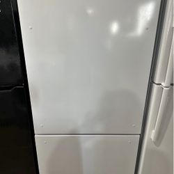 Hisense Bottom Freezer Refrigerator 