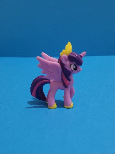 My Little Pony Princess Twilight Sparkle Blind Bag PVC Figure Hasbro 2011.