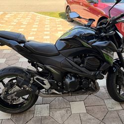 Kawasaki z800
