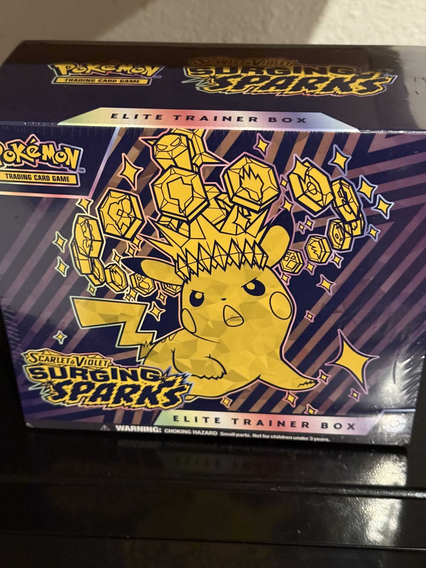 Pokémon ETB SEALED AUTHENTIC