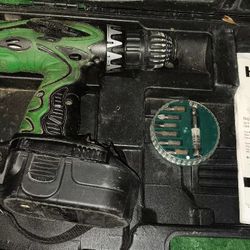 Hitachi Drill Set In Great Condition!