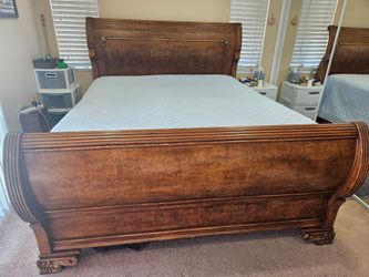 Great King Size Bed complete