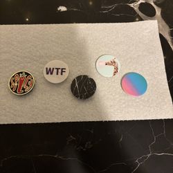 Popsockets