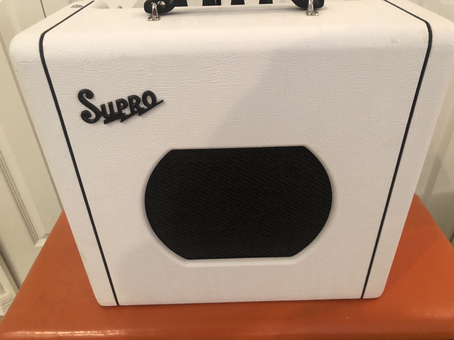 Supro Delta King 10 Limited Edition