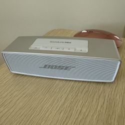 Bose SoundLink Mini II Bluetooth Speaker - Pearl White (Excellent Condition)