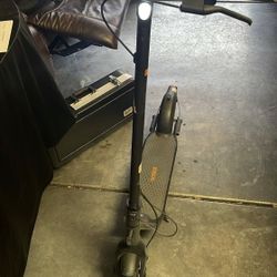 Electric scooter 19 kph and 30 mph