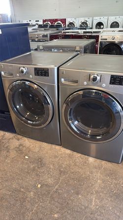 Kenmore laundry front loader stackable we deliver hook up and remove old warranty for 6 month