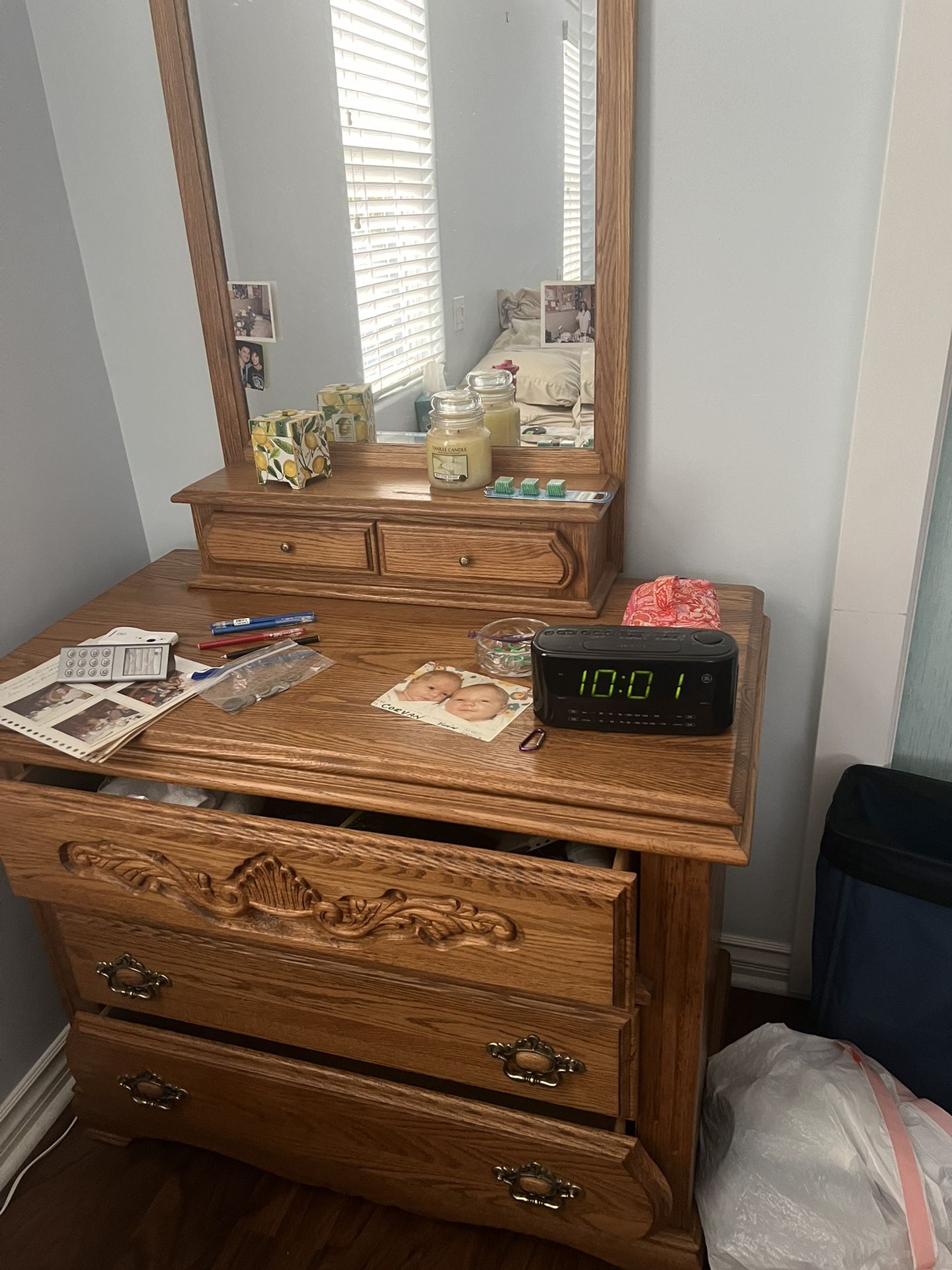 Wooden Dresser With Mirror 