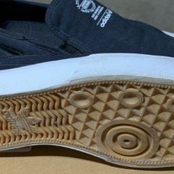 Adidas Match Court