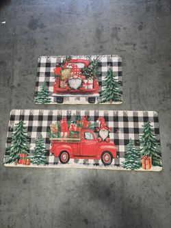Set Of 2 Christmas Rug $10 