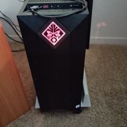Gaming PC - HP OMEN + Samsung Curved Monitor – Great Performance – For Sale or Trade