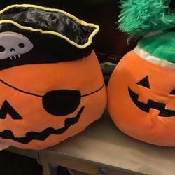 Halloween Squishmallows  (4 in total)