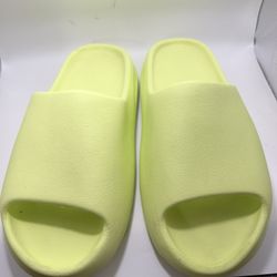 ADIDAS YEEZY SLIDES SIZE #11 Men’s 
