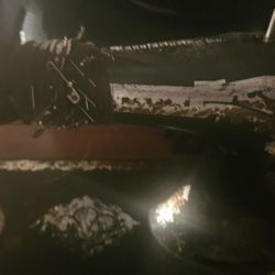 Singer Sewing Machine In cabinet